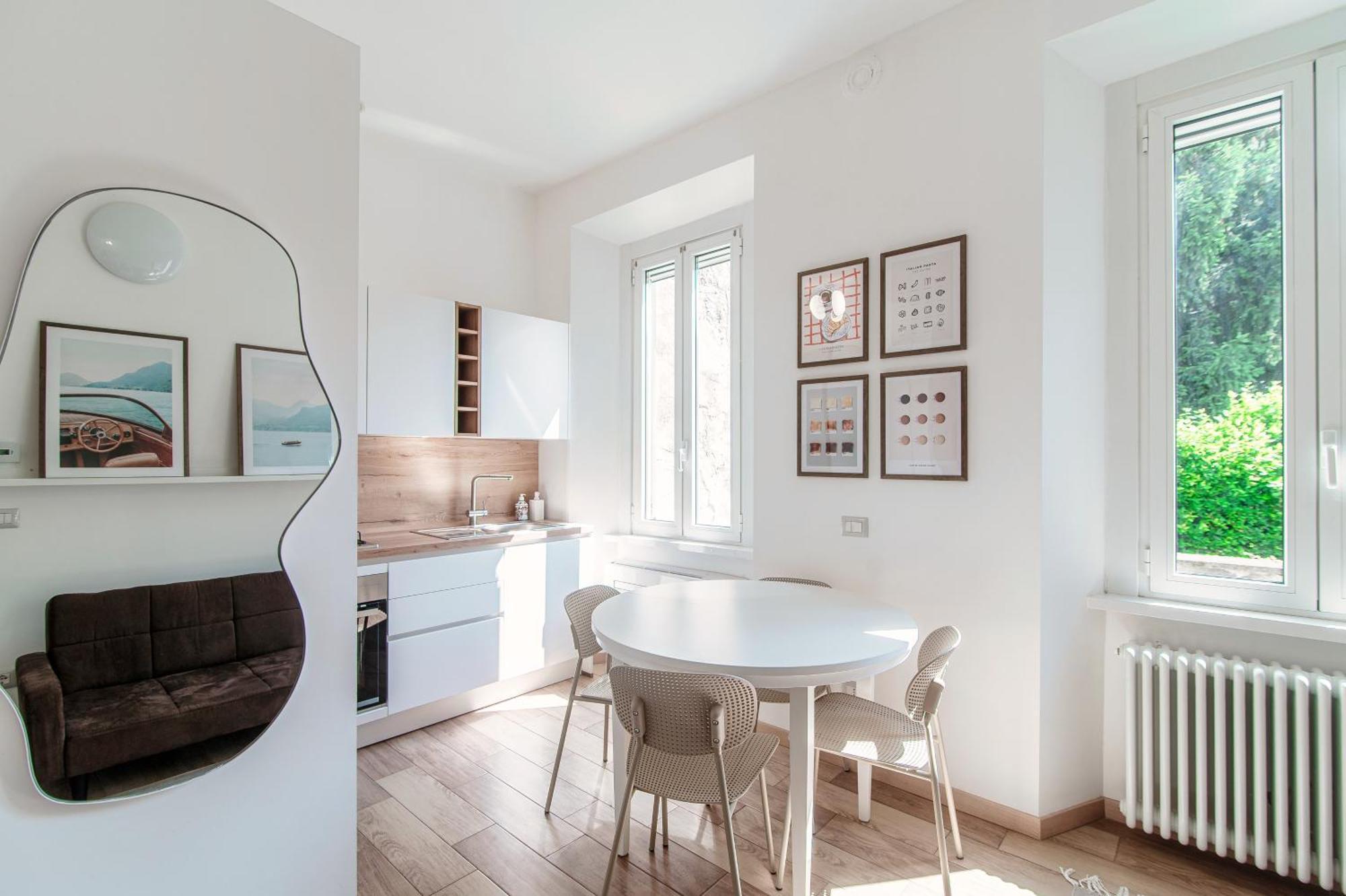 Casa Giulini - The House Of Travelers Apartment Como Exterior photo