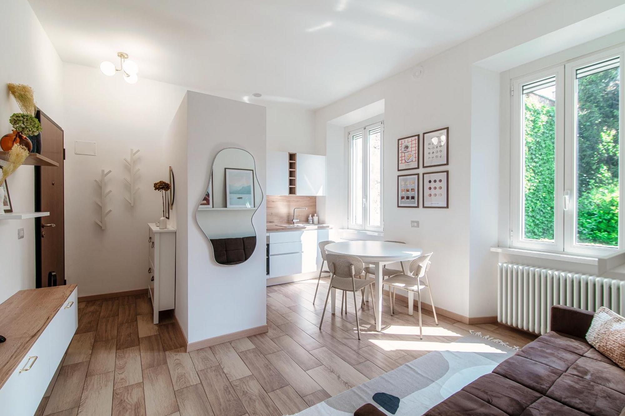 Casa Giulini - The House Of Travelers Apartment Como Exterior photo